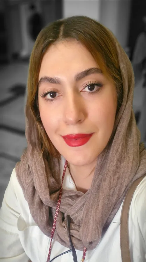 فاطمه نامجویان شیرازی